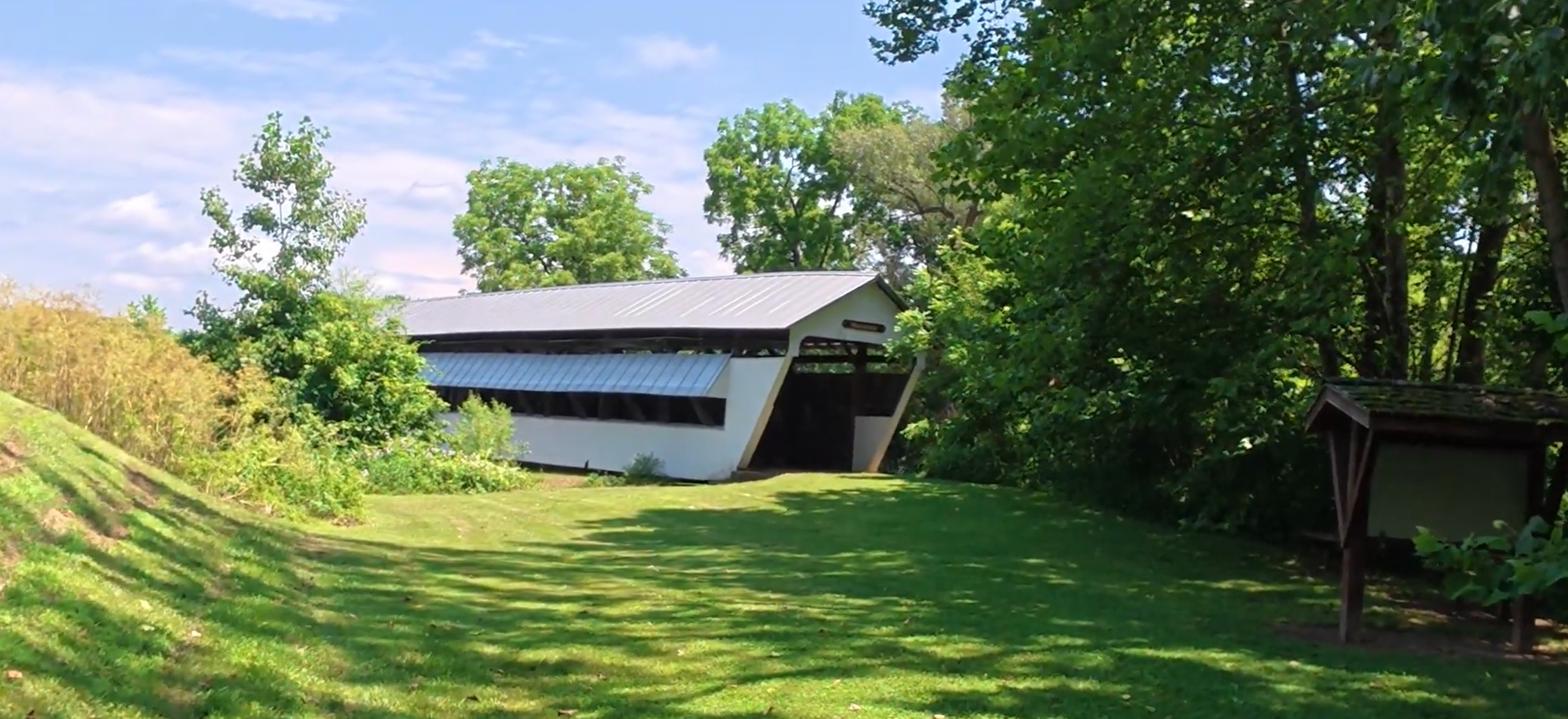 Hannaway Covered Bridge in its peaceful rural setting near Lancaster, Ohio